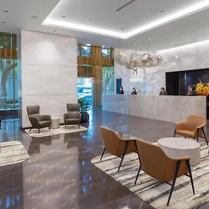 Hotel Meriton Herschel Street,